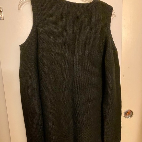 Express black open shoulder sweater - Picture 2 of 4
